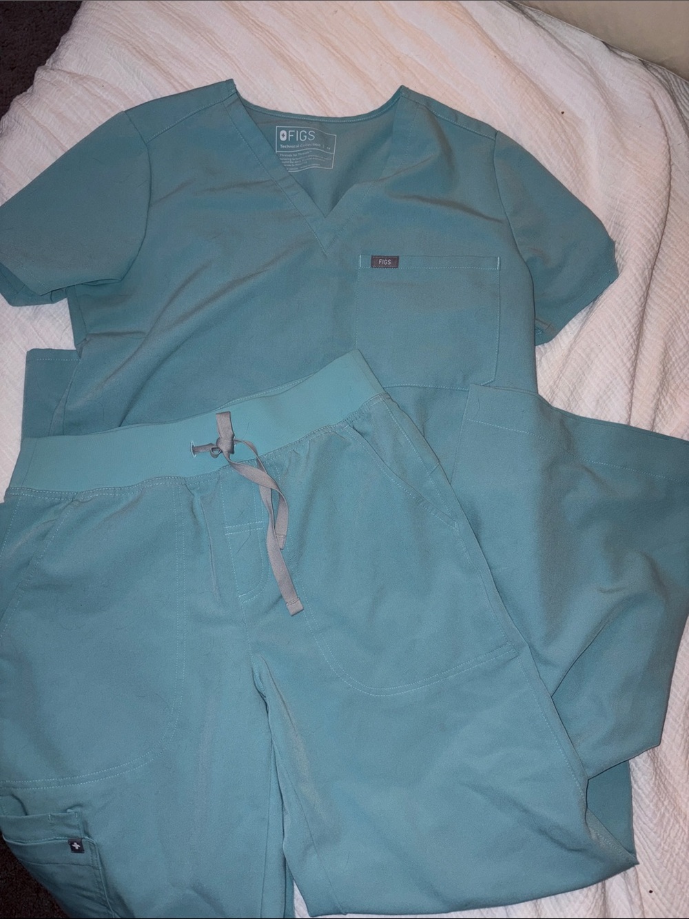 FIGS Women's Scrub Set in sea glass